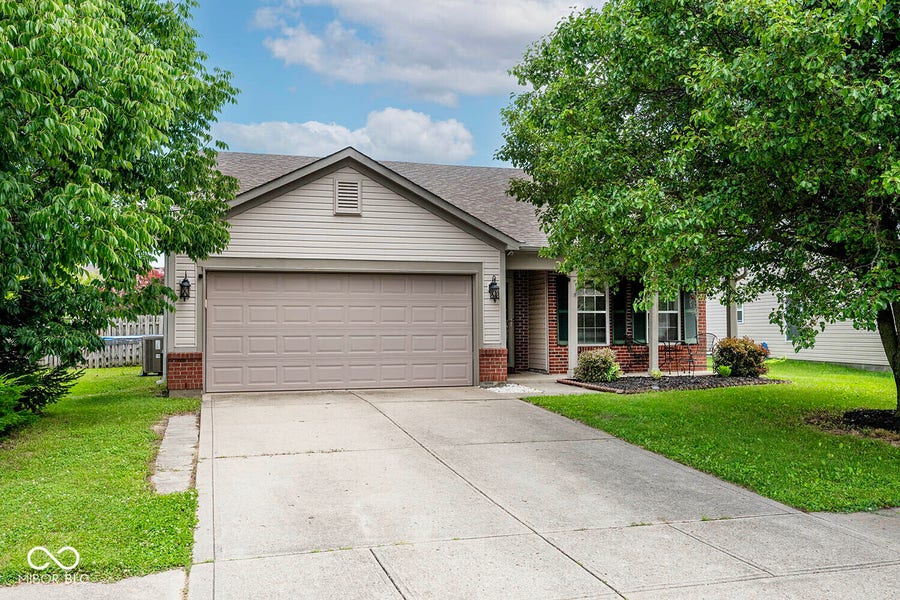 Property photo for 1275 Constitution Drive, Indianapolis, IN