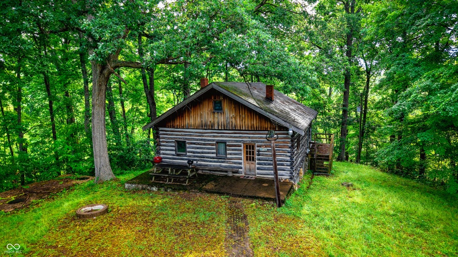 Property photo for 2 Beech Tree Road, Nineveh, IN