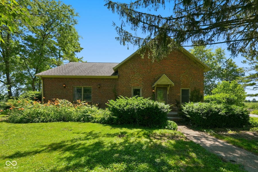 Property photo for 2100 N County Road 800 W, Yorktown, IN
