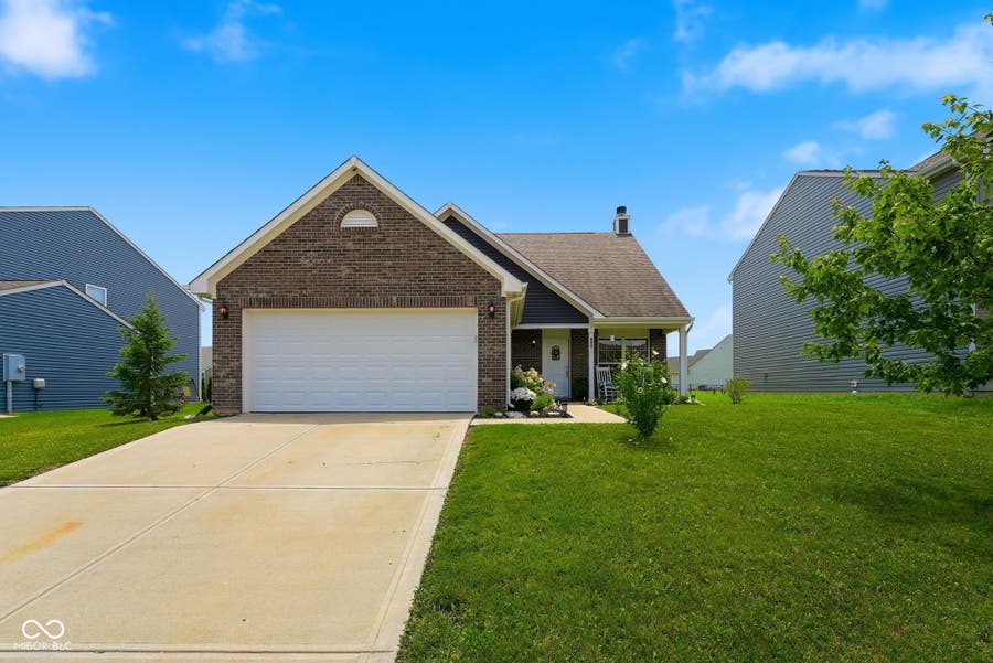 Property photo for 889 Cherry Tree Lane, Greenwood, IN