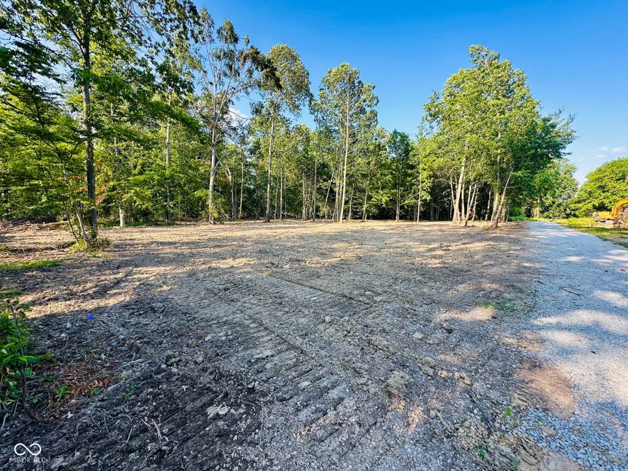 Property photo for Tract B W Private Rd 775 S, Commiskey, IN