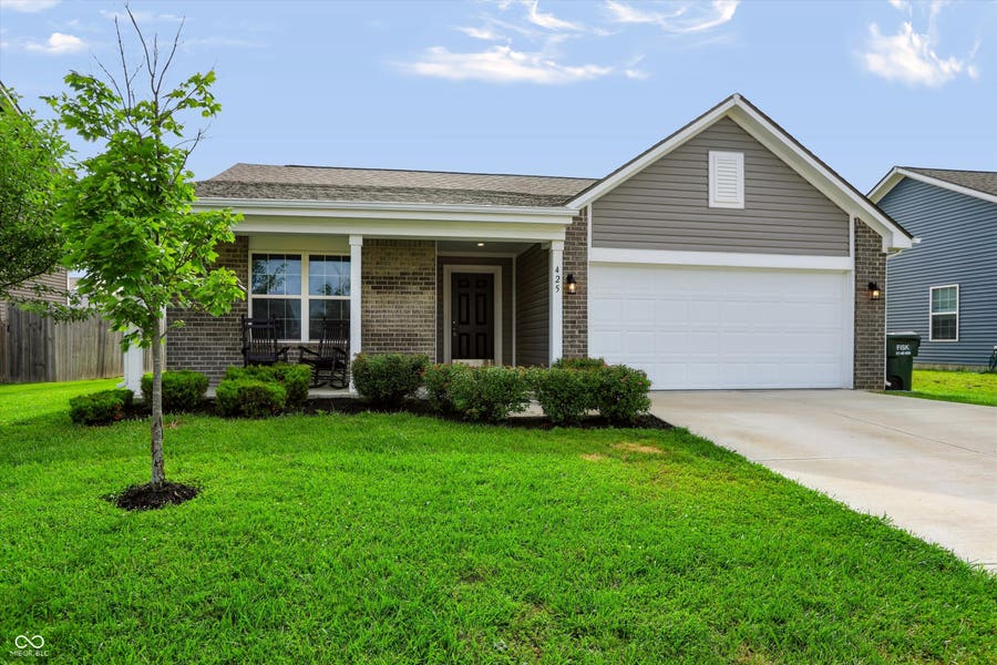 Property photo for 425 Thunderwood, Greenfield, IN