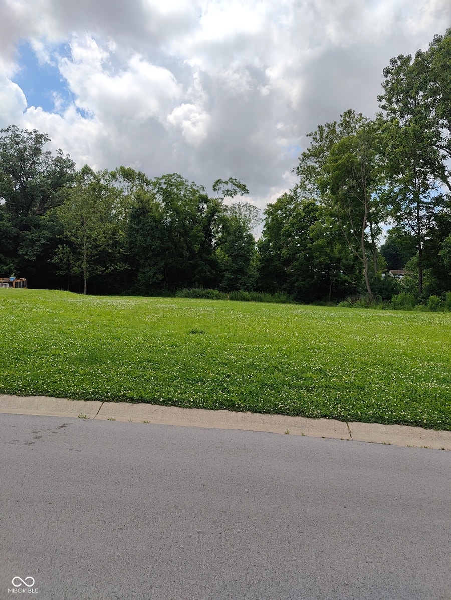 Property photo for 687 Hohlier Lane, Avon, IN