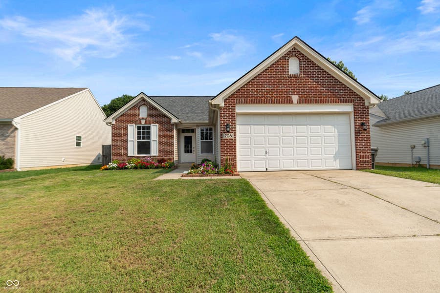 Property photo for 206 Meridian Gardens Lane, Indianapolis, IN