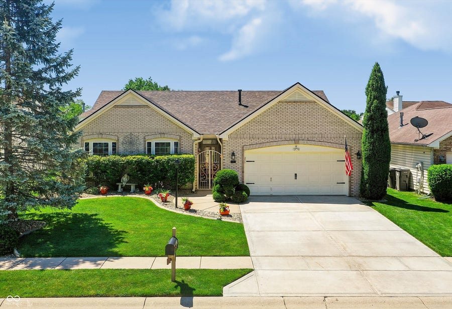 Property photo for 5943 Copeland Mills Drive, Indianapolis, IN