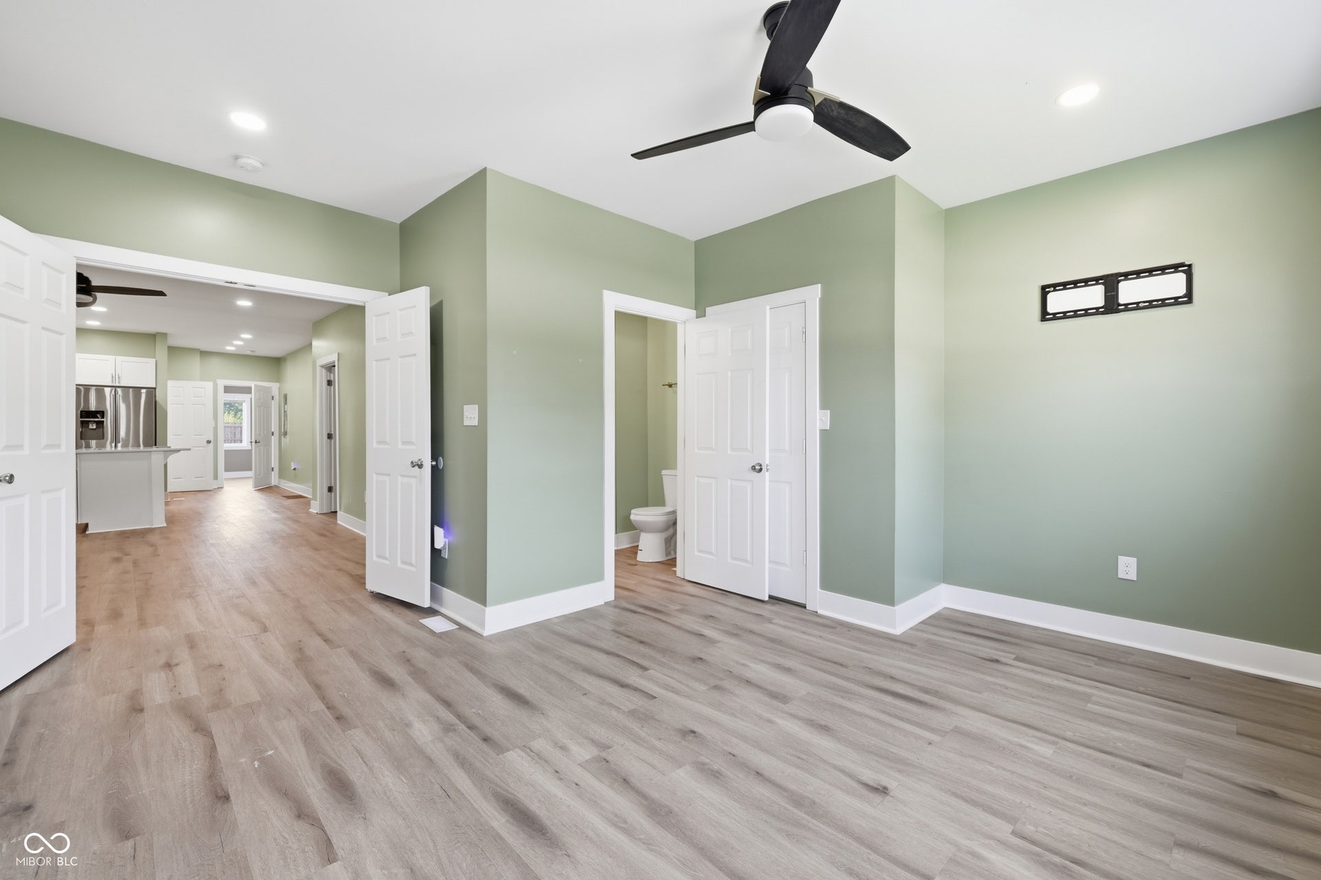 261 E Minnesota Street, Indianapolis, IN 46225