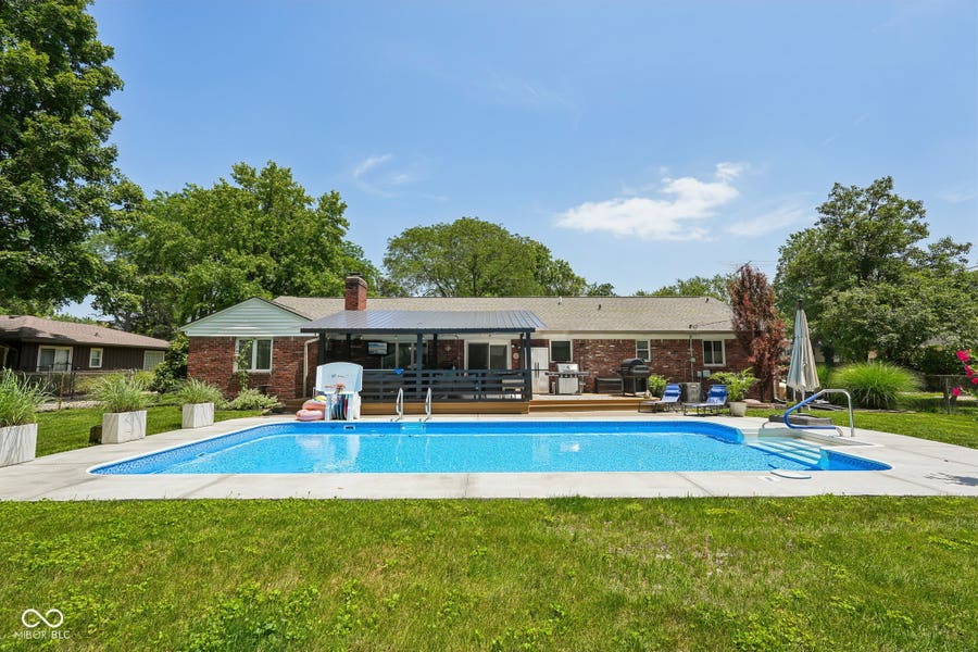 Property photo for 6736 Grosvenor Place, Indianapolis, IN