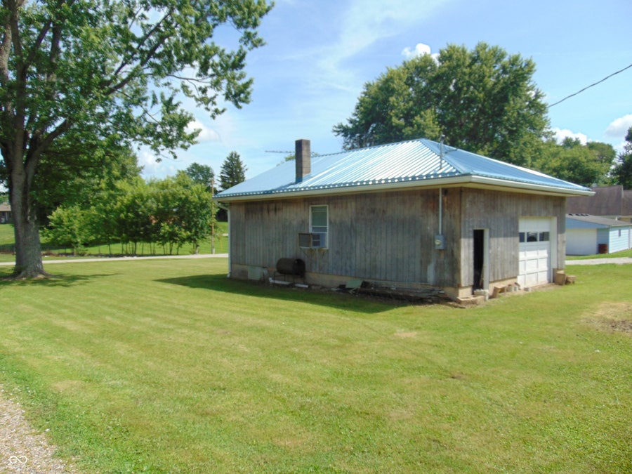 Property photo for 121 S Lebanon Street, Jamestown, IN