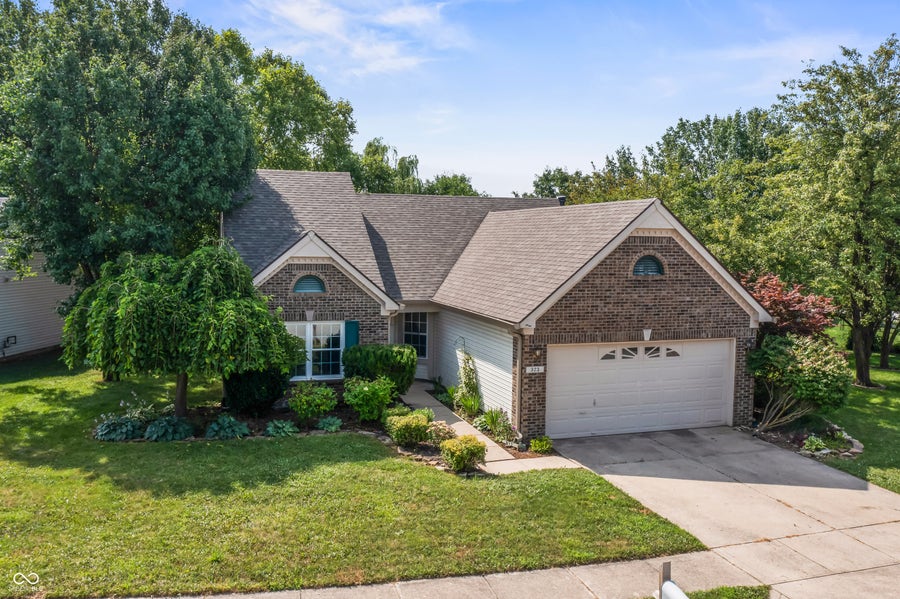 Property photo for 323 Lake Ridge Lane, Greenwood, IN