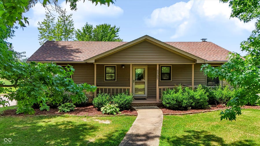 Property photo for 6982 S 125 W, Trafalgar, IN