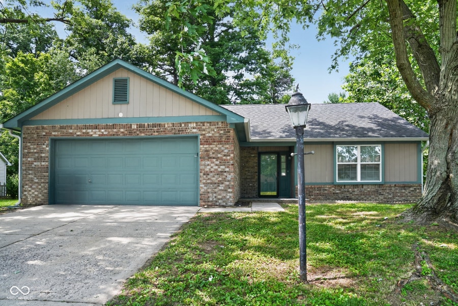 Property photo for 11326 Cherry Lake Way, Indianapolis, IN