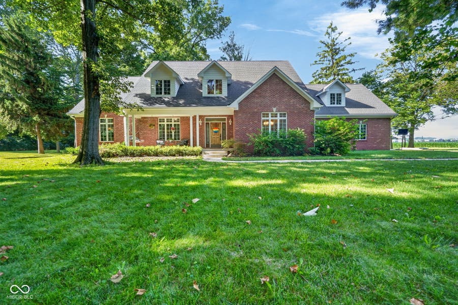 Property photo for 10765 Forest Lake Court, Indianapolis, IN