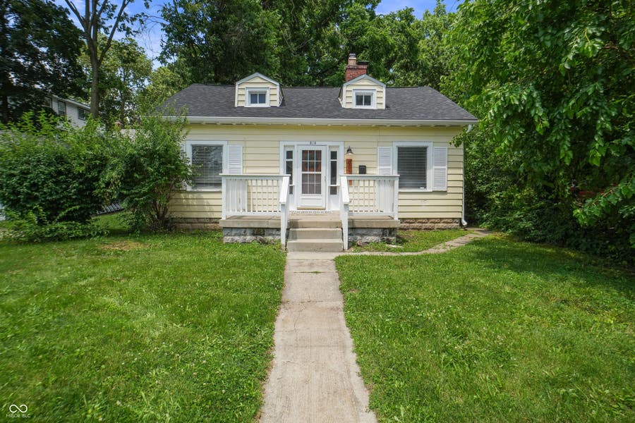 Property photo for 910 E 40th Street, Indianapolis, IN