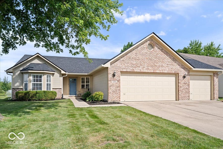 Property photo for 5450 Bracken Drive, Indianapolis, IN