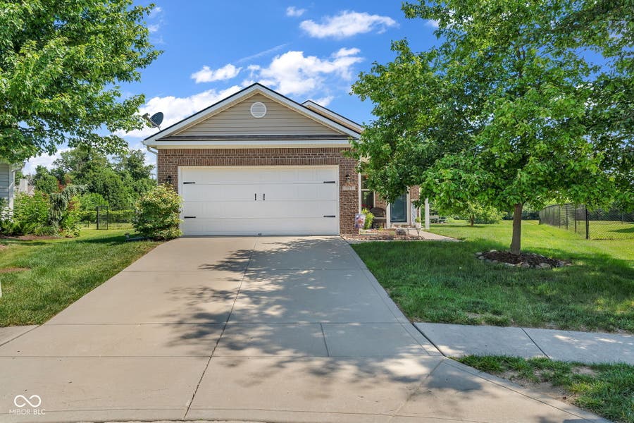 Property photo for 757 Aerostar Court, Avon, IN