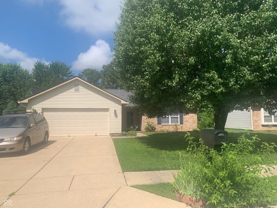 Property photo for 6444 Amick Way, Indianapolis, IN
