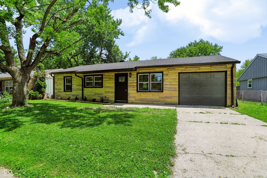 Property photo for 4047 Aspen Way, Indianapolis, IN
