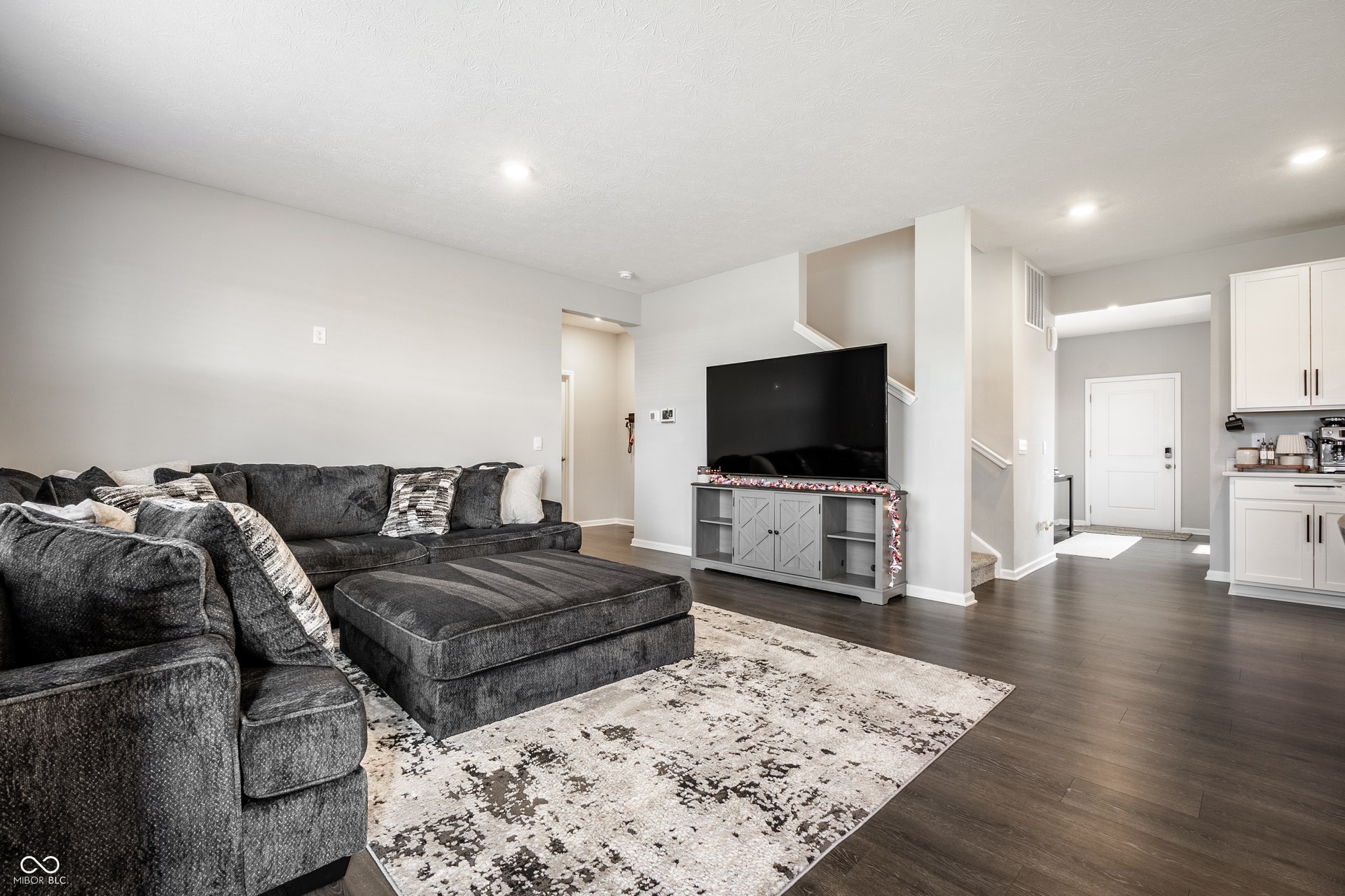 6061 Granby Drive, Whitestown, IN 46075