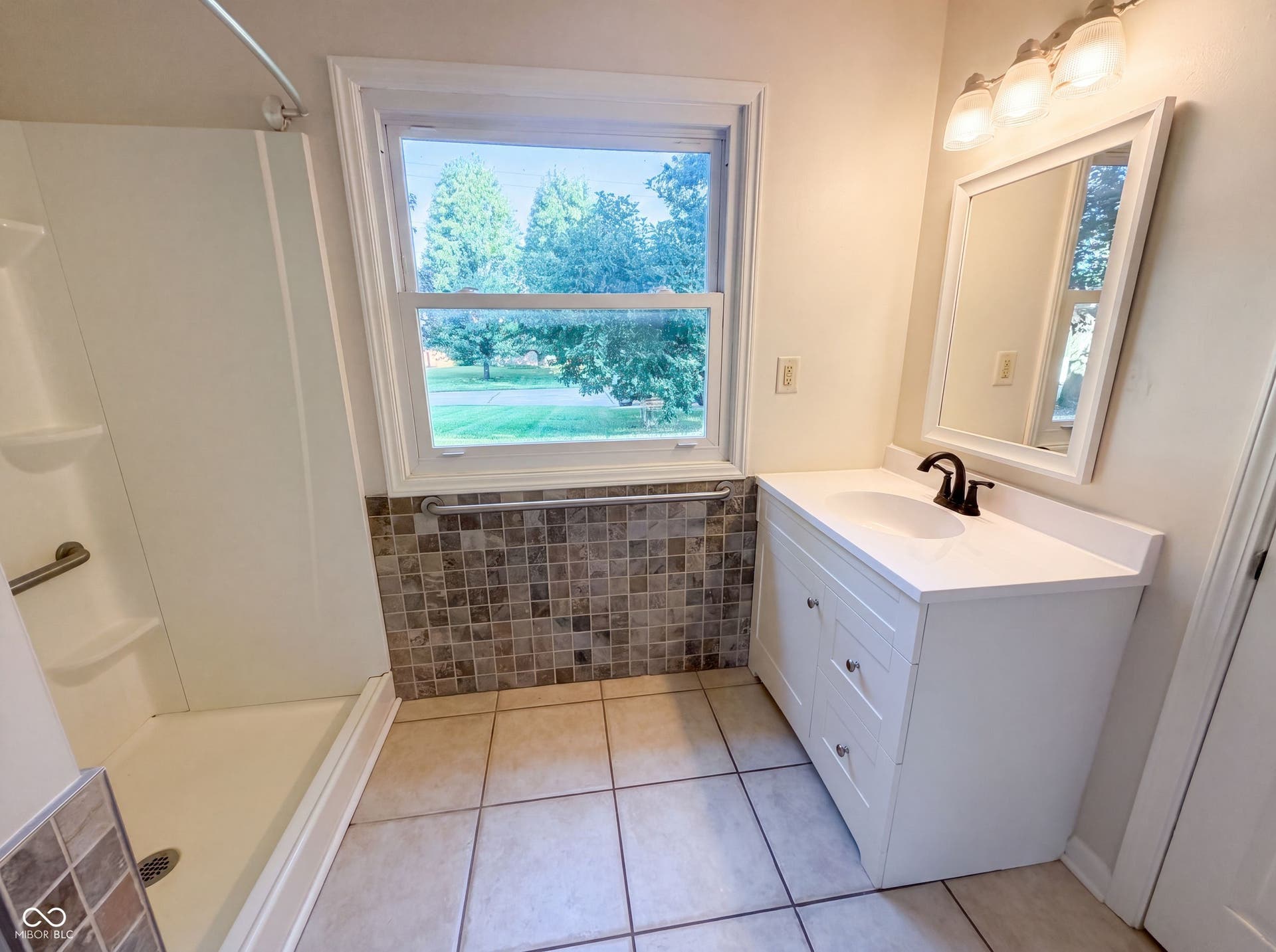 85 Tarry Court, Greenwood, IN 46142 85 Tarry Court, Greenwood, IN 46142