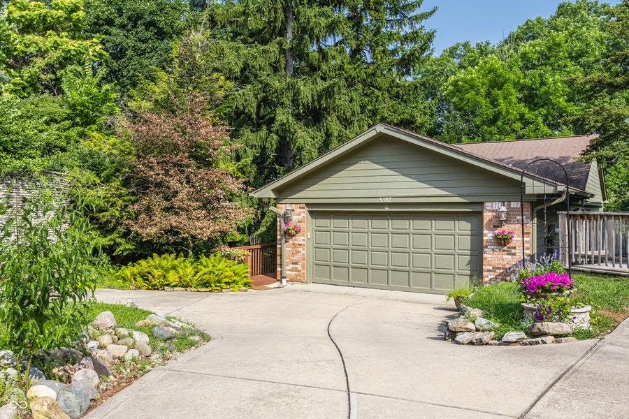 Property photo for 5382 Thicket Hill Lane, Indianapolis, IN