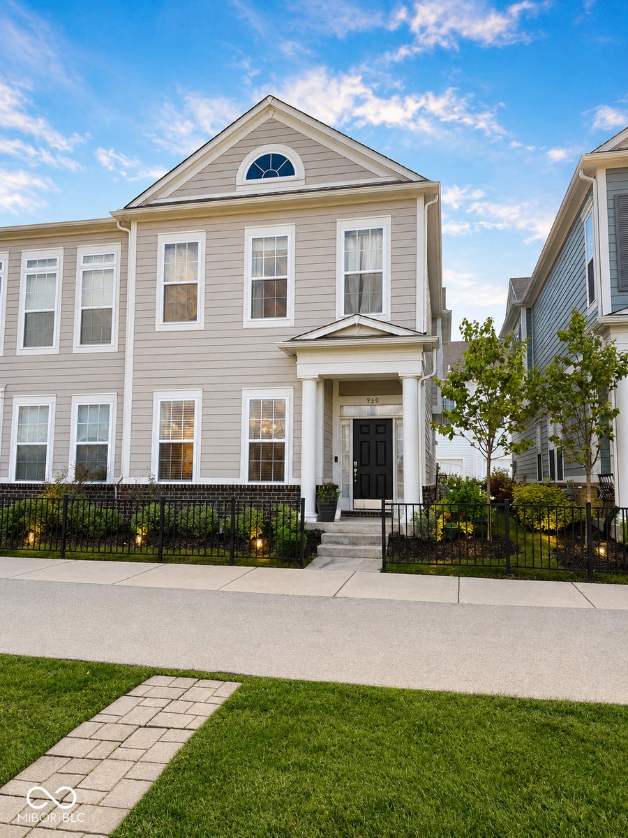 Property photo for 950 Kinzer Avenue, Carmel, IN