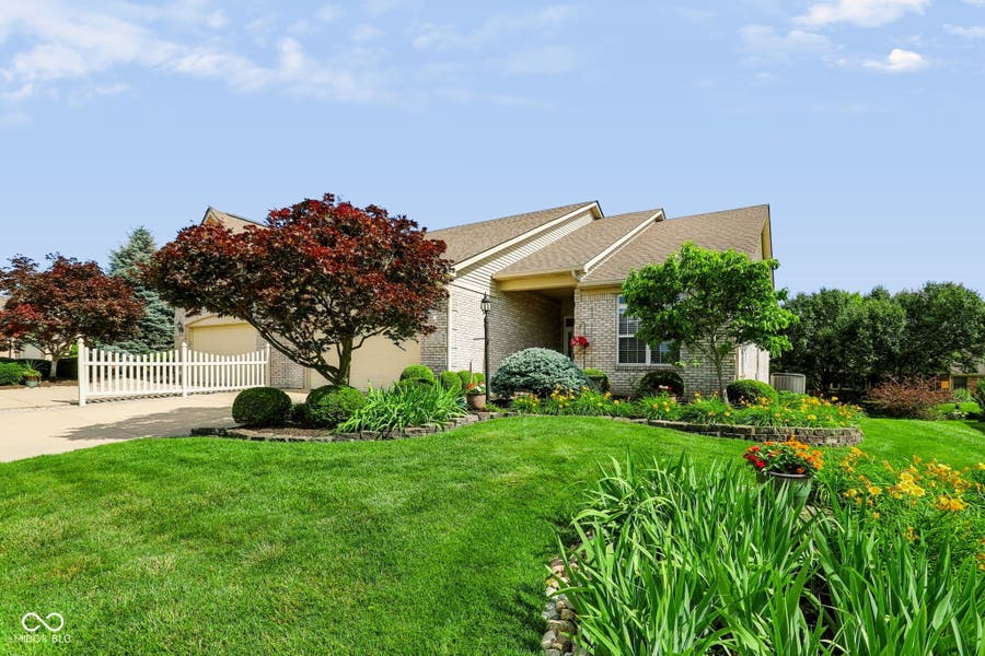 Property photo for 1131 Wyndham Way, Greenwood, IN