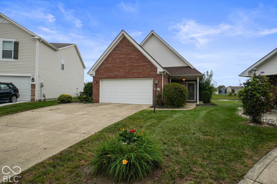 Property photo for 907 Amesbury Court, Indianapolis, IN