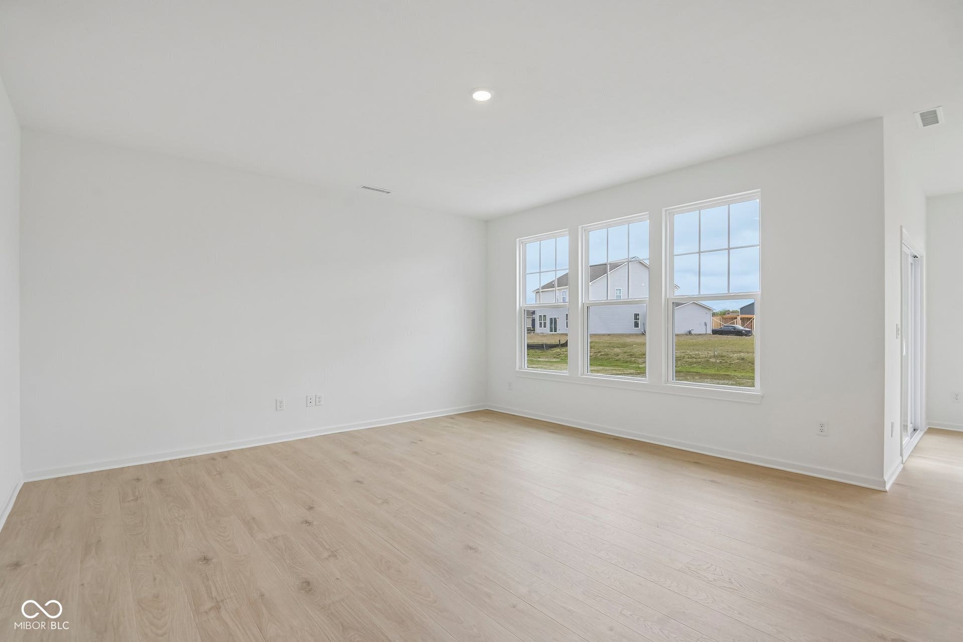 434 Chester Lane - Ready Now