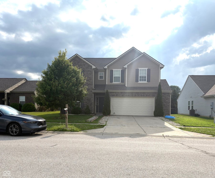 Property photo for 2702 Ashton Lane, Greenwood, IN