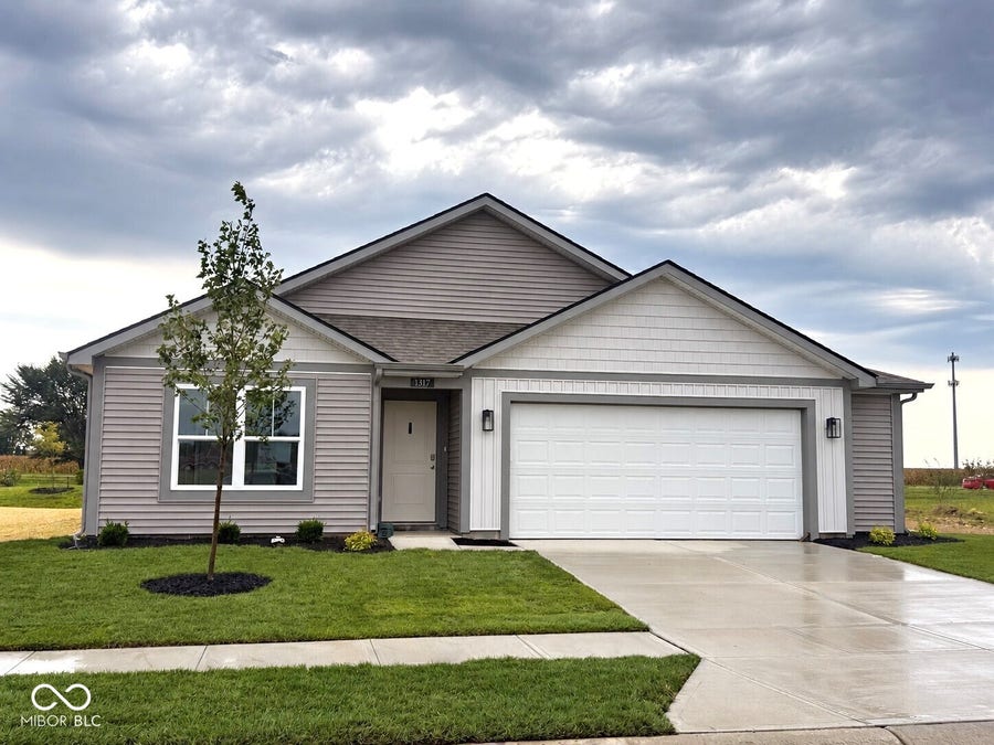Property photo for 1317 Aster Drive, Shelbyville, IN