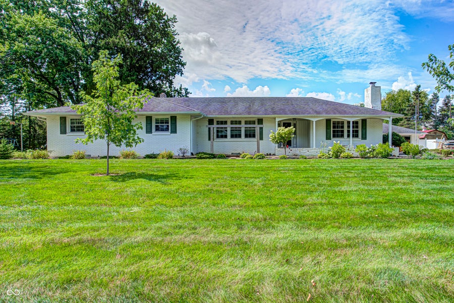 Property photo for 7641 Burns Drive, Brownsburg, IN