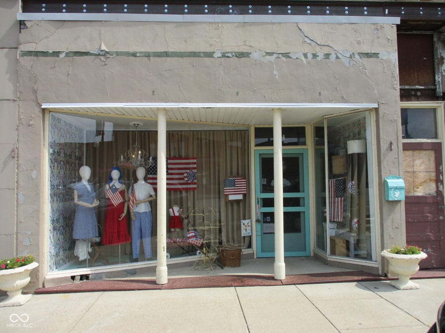 Property photo for 124 W Main Street, Crawfordsville, IN