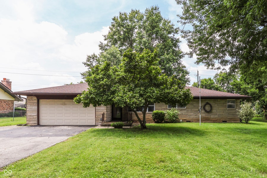 Property photo for 7146 Forest Park Drive, Indianapolis, IN
