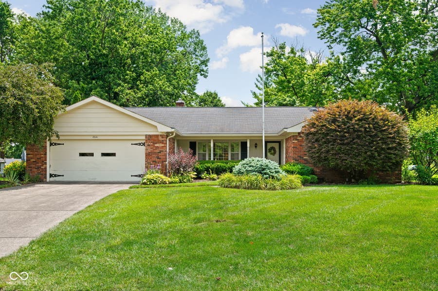 Property photo for 8641 Lansdowne Court, Indianapolis, IN
