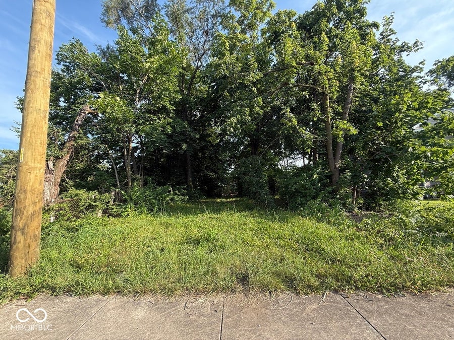 Property photo for 617 W 28th Street, Indianapolis, IN
