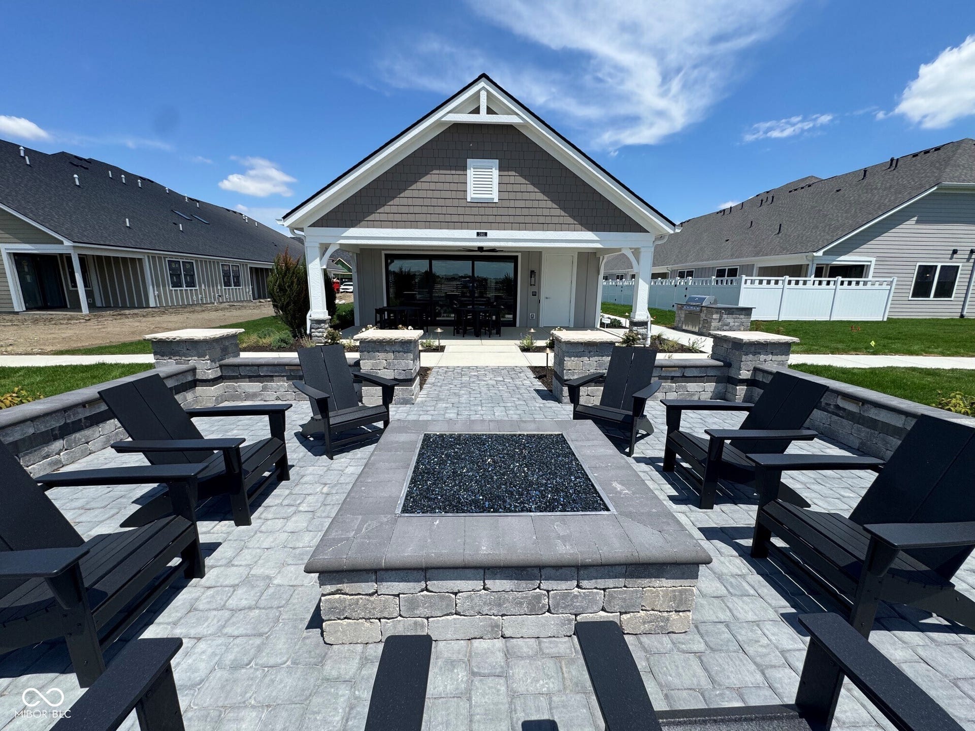 The Lounge with fire pit at the Courtyards of TowneRun