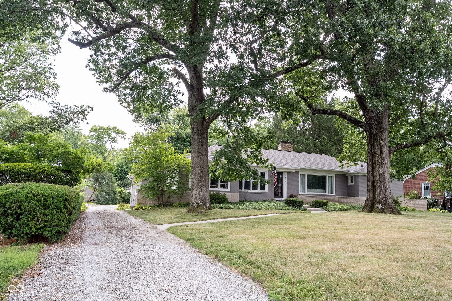 8575 N Pennsylvania Street, Indianapolis, IN 46240