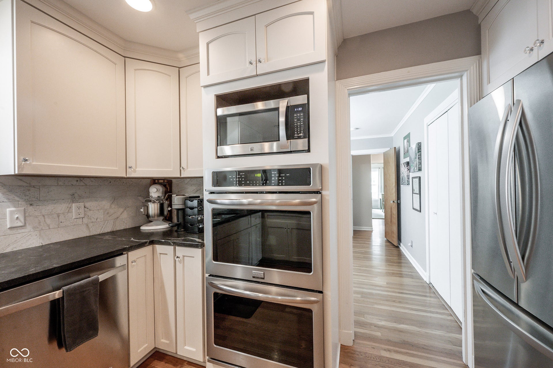 Shallow Depth Refrigerator