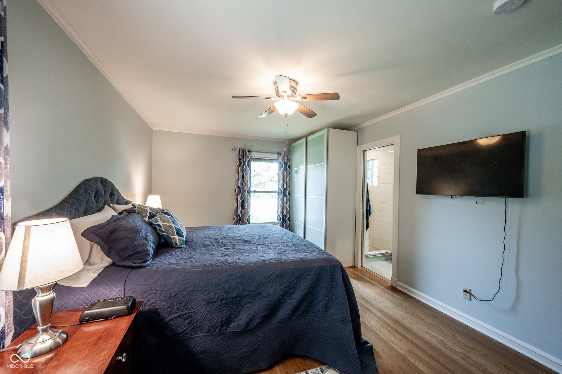 8575 N Pennsylvania Street, Indianapolis, IN 46240