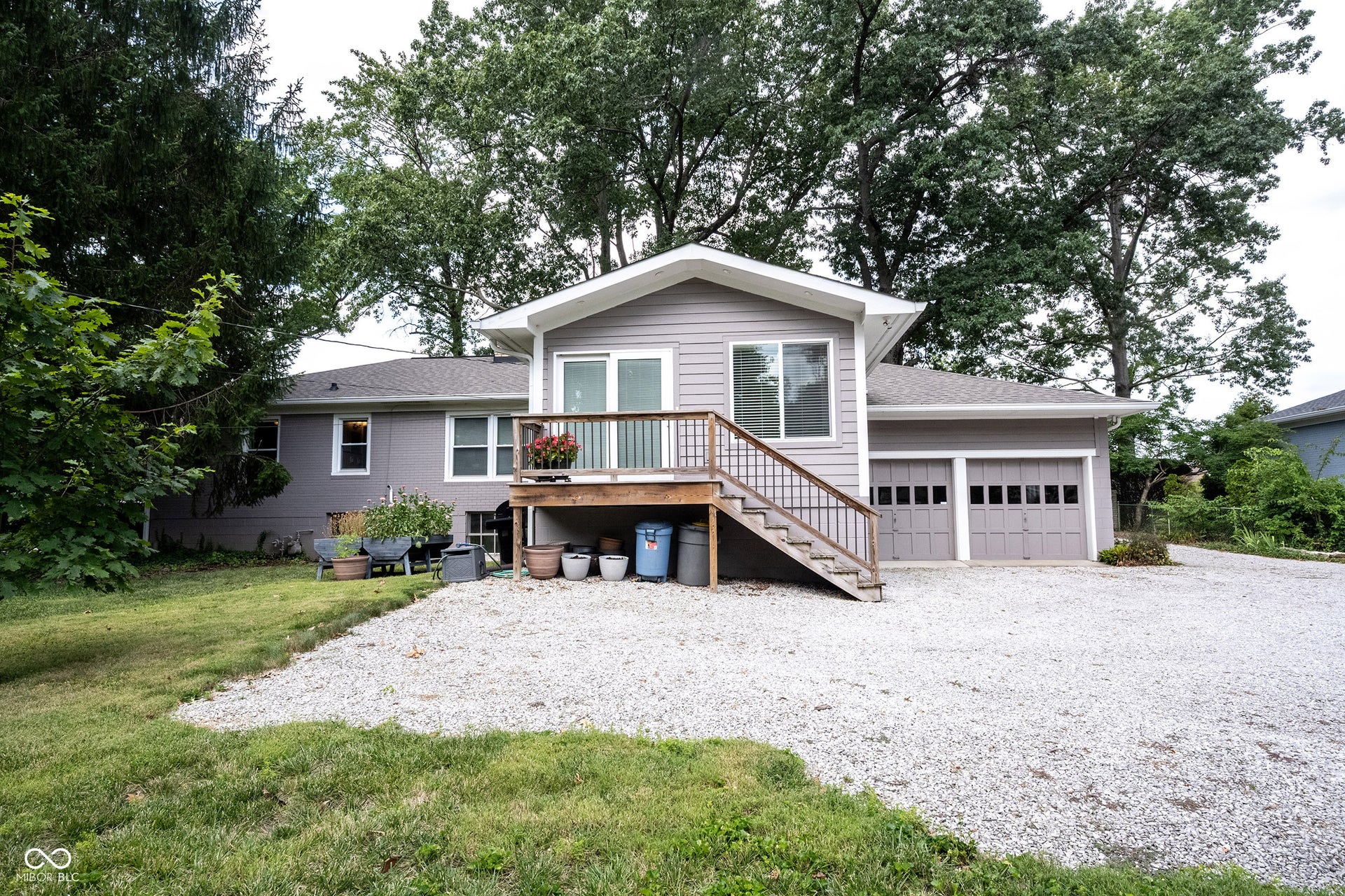 8575 N Pennsylvania Street, Indianapolis, IN 46240