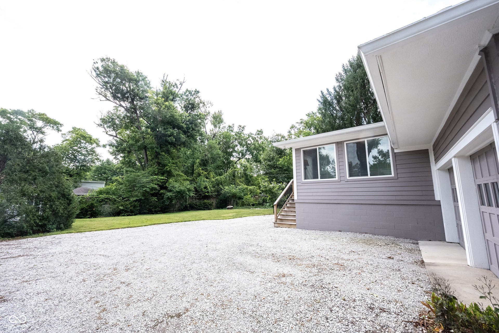 Driveway with back load Double Car Garage