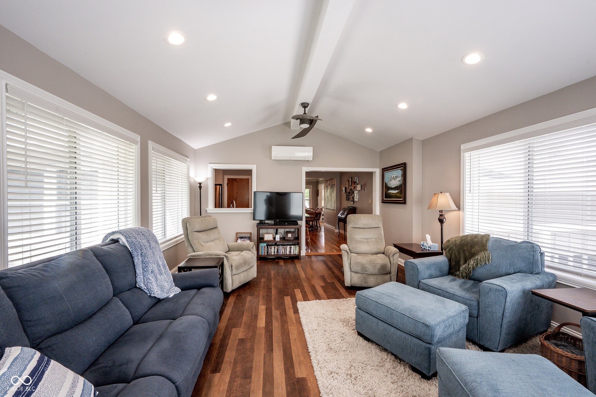 8575 N Pennsylvania Street, Indianapolis, IN 46240
