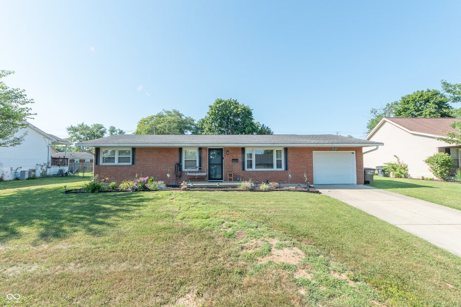 Property photo for 2727 Orchard Lane, Columbus, IN