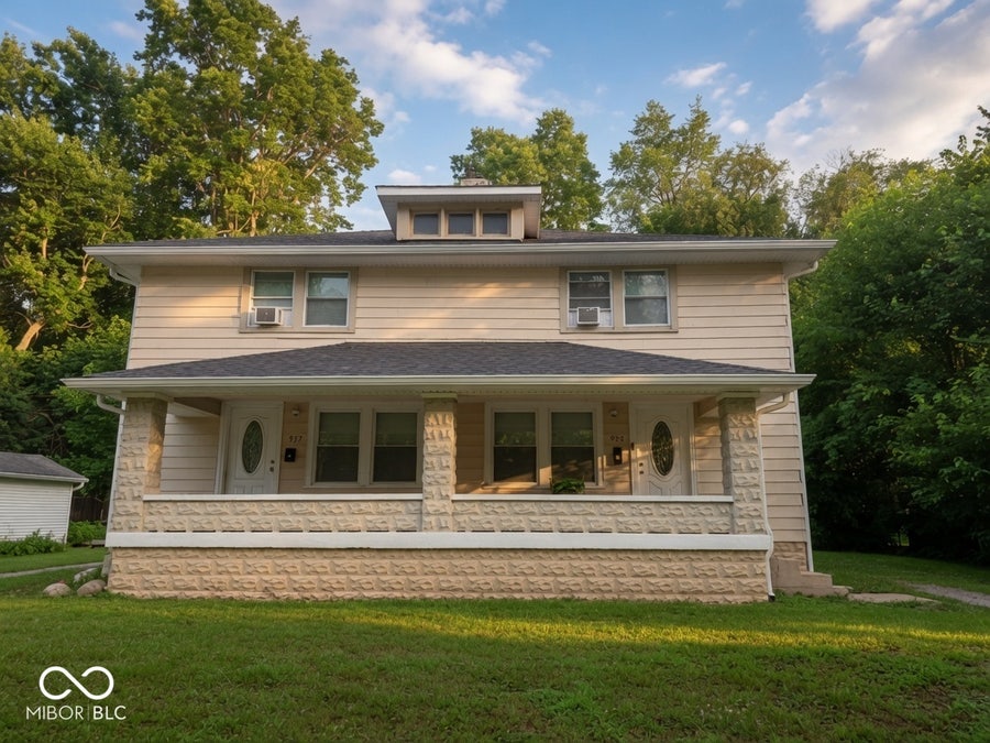 Property photo for 955 E Mills Avenue, Indianapolis, IN