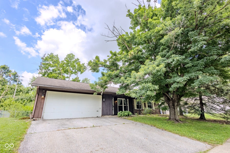 Property photo for 5722 Wheelhorse Drive, Indianapolis, IN