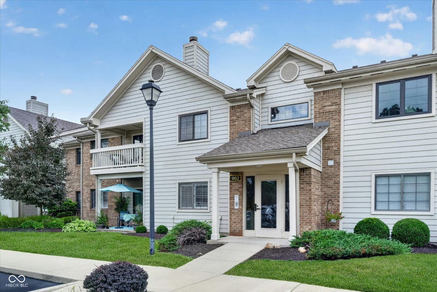 Property photo for 962 Lenox Lane, Carmel, IN