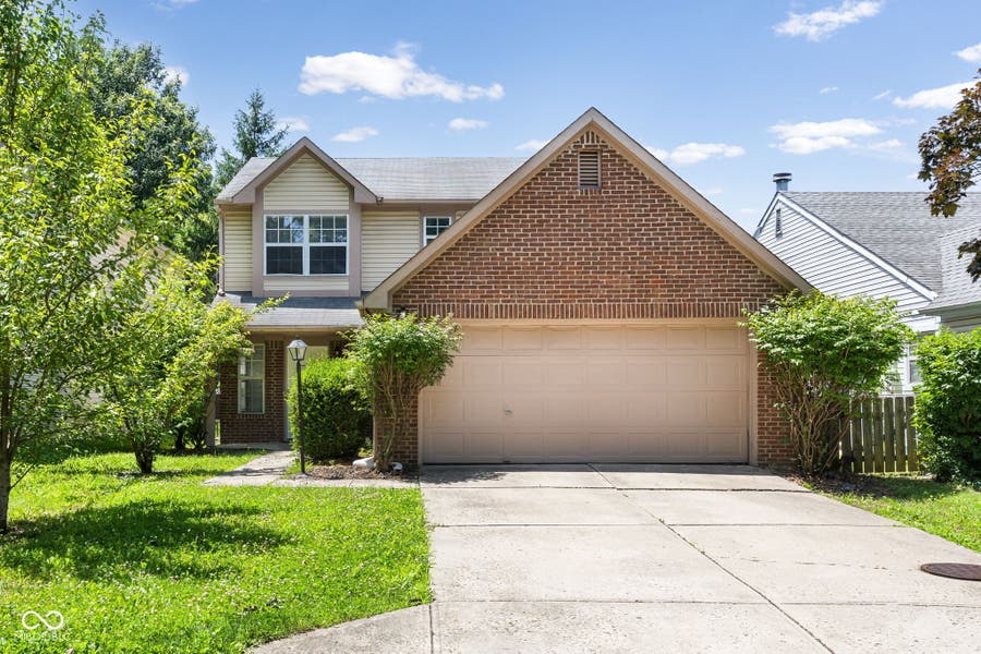 Property photo for 5187 Pin Oak Drive, Indianapolis, IN