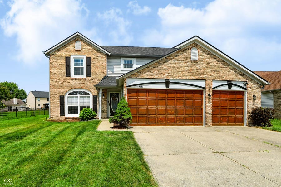 Property photo for 4832 Thicket Grove Lane, Indianapolis, IN
