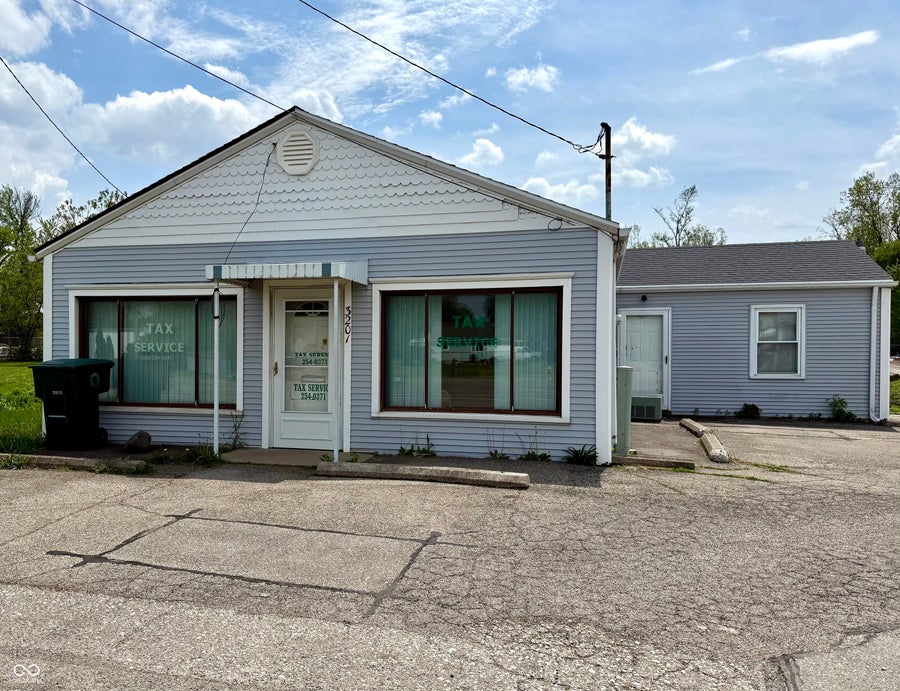 Property photo for 3201 E Jackson Street, Muncie, IN