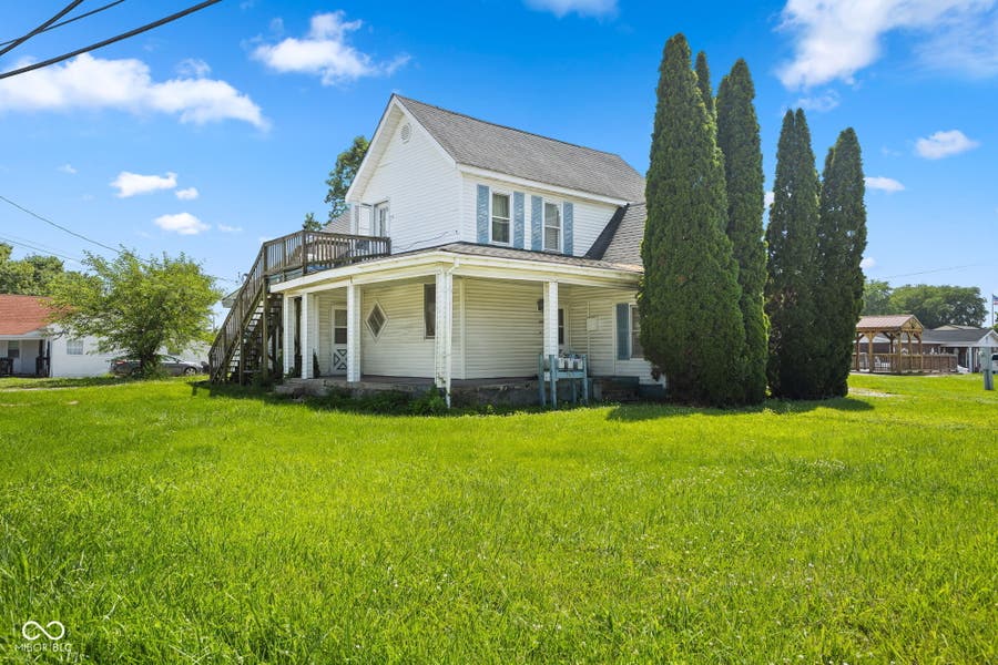 Property photo for 589 E Main Street, Whiteland, IN